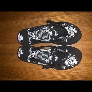Juicy Couture flip flops